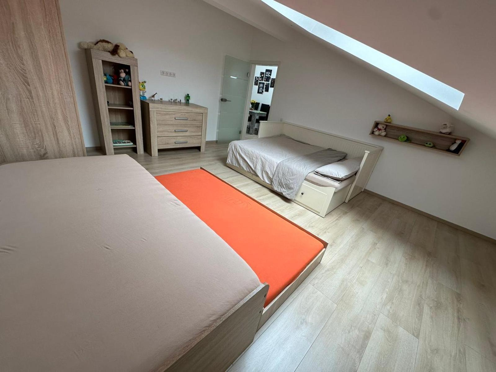 Grosse Ferienwohnung Gaestehaus Neubau Merzig 120M2 المظهر الخارجي الصورة